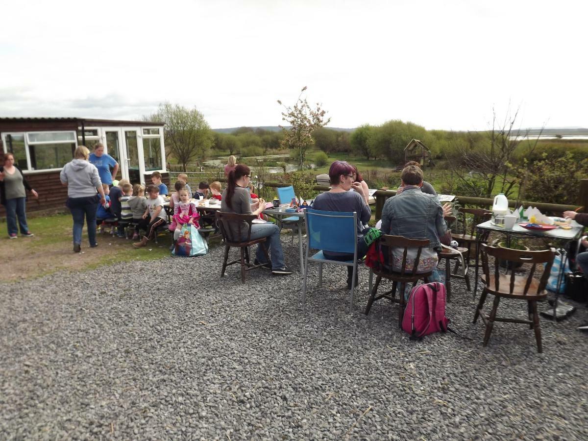 Kidwelly Marsh Water Ponds Fisheryヴィラ エクステリア 写真