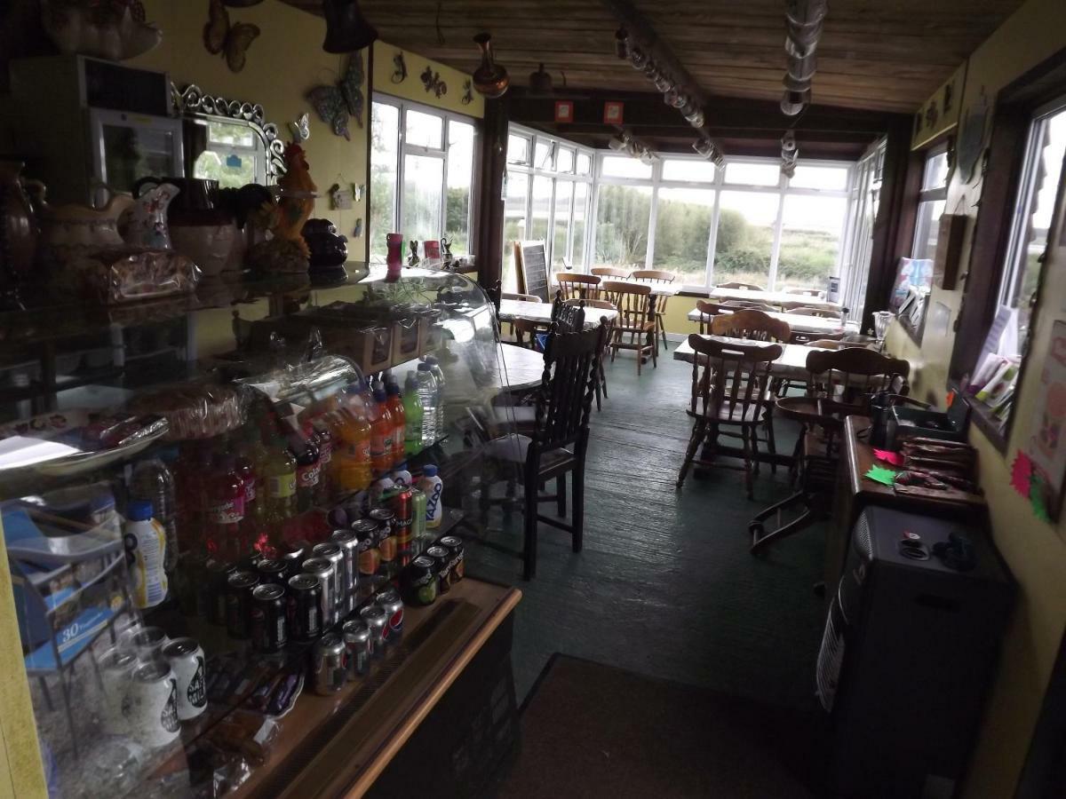 Kidwelly Marsh Water Ponds Fisheryヴィラ エクステリア 写真